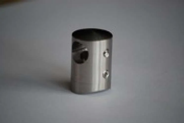 Edelstahl Querstabhalter/ Traversenhalter Rohranschluss Ø 42,4 Bohrung Ø 16,2 mm